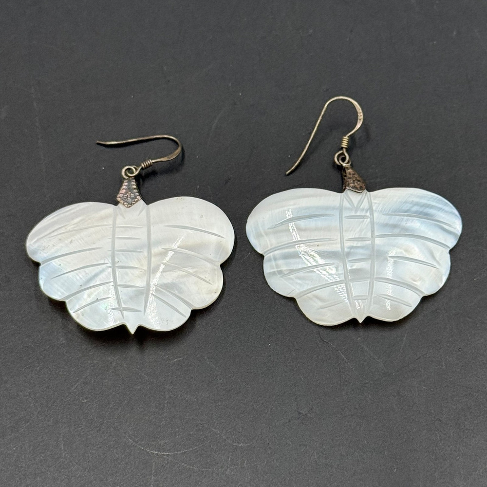 Vintage Mother of Pearl Pearlescent Leaves Dangle Earrings 925 Sterling Silver